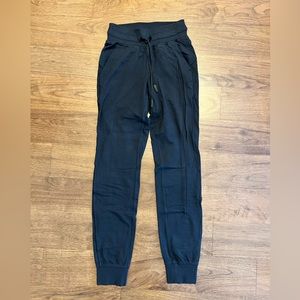 Lululemon High-Rise Joggers - Size 2 - Black